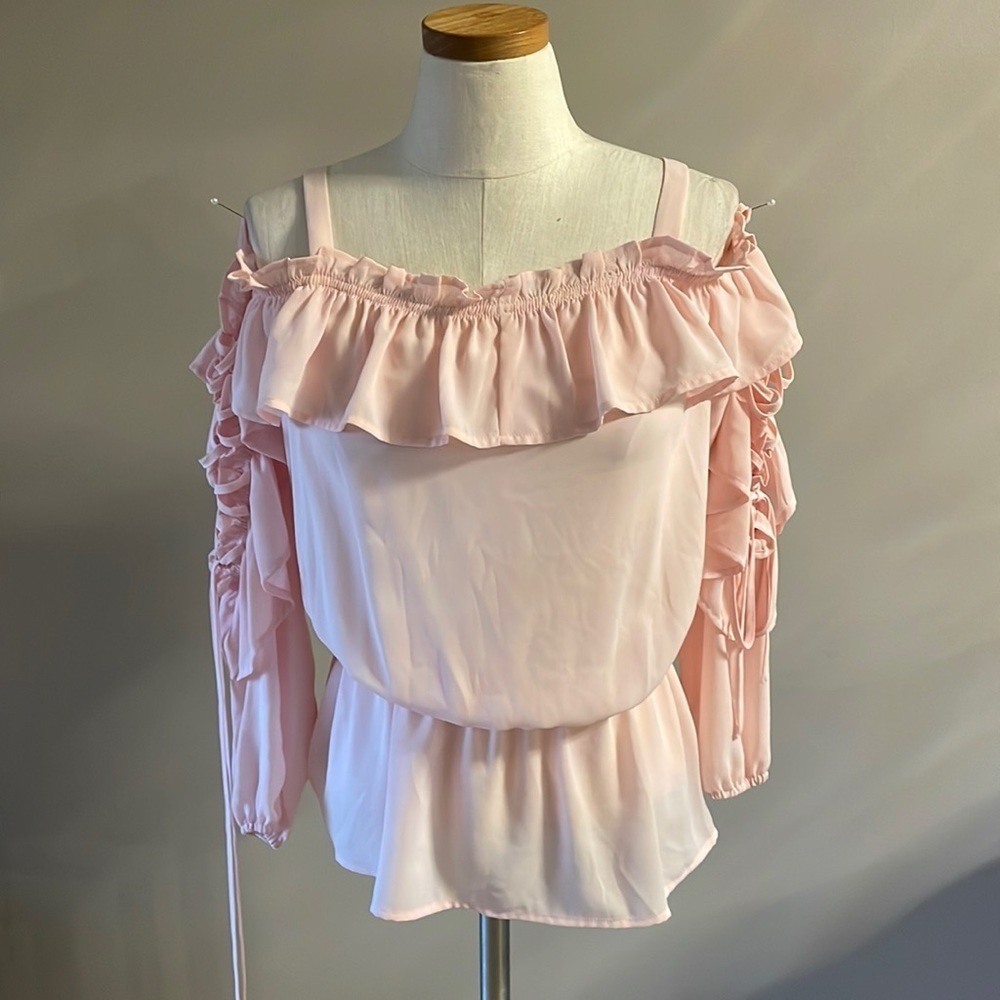 Belle Sky cold shoulder / tank coquette blouse TIE UP RUFFLE SLEEVE pink Small
